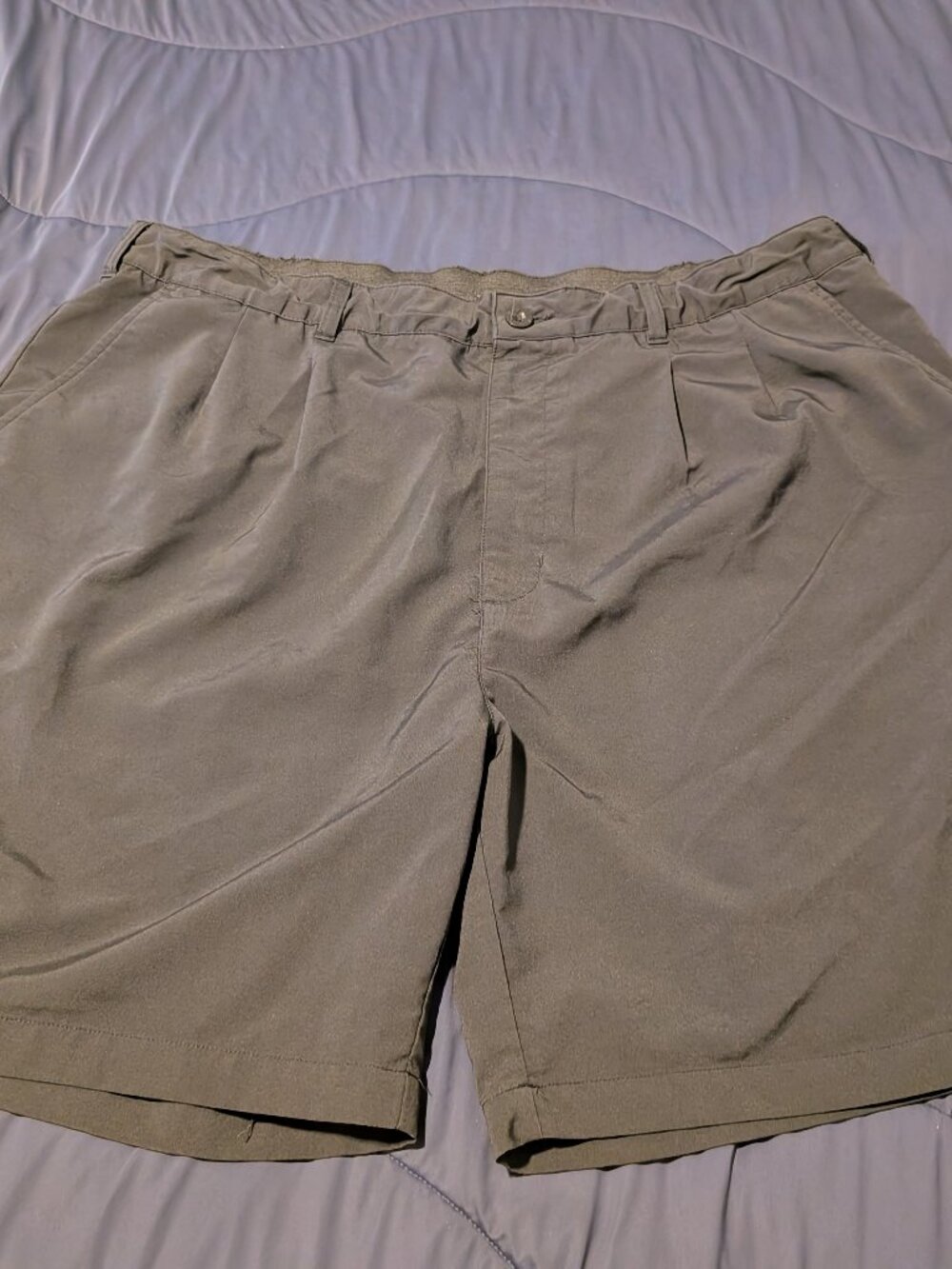 Reebok Golf Men’s Size 48 Black Shorts Preowned Good Polyester